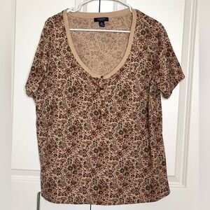 Chaps Beige and Brown Floral Short Sleeve Top